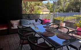 Morgiou Sormiou Marseille T4 Climatise Familial - 3 Chambres - Terrasse Bois - Jardin Privatif - Calanques A Pied - Plages & Velodrome A 10 Min - Ideal Familles & Randonneurs & Grimpeurs - Escalade A 5 Min - Marseille Sud